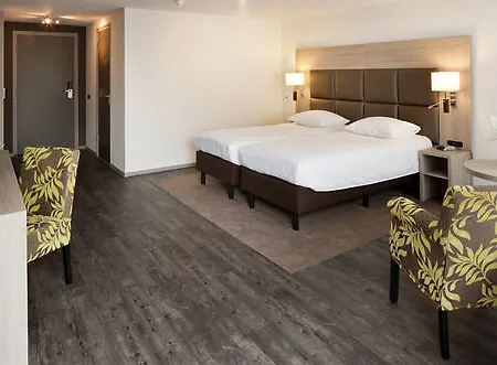 Laurabos Hotel