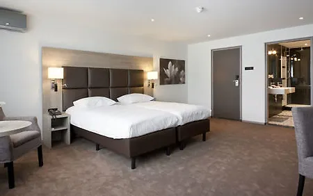 Laurabos Hotel 3*